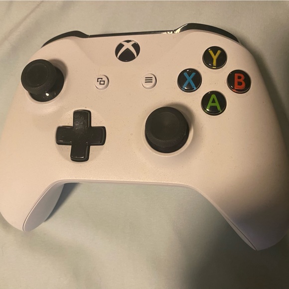 Xbox 1s with 2 controllers